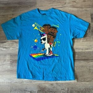 The New Day WWE Wrestling tee in Blue unicorn t-shirt 
Men XL measures 23x29